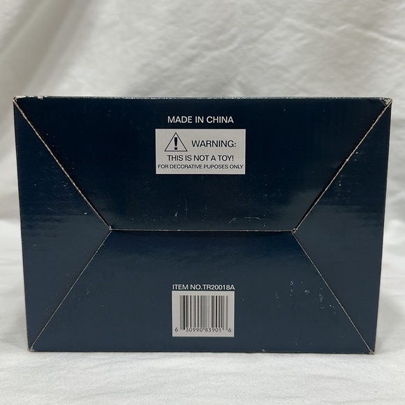 Angel Statue - Picture 10 of 10